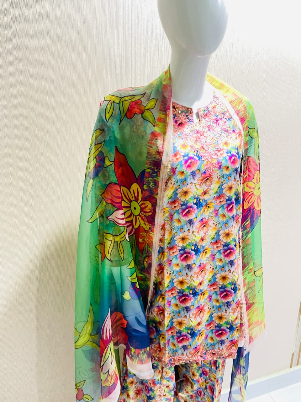 beautifully crafted Pure Printed Lawn